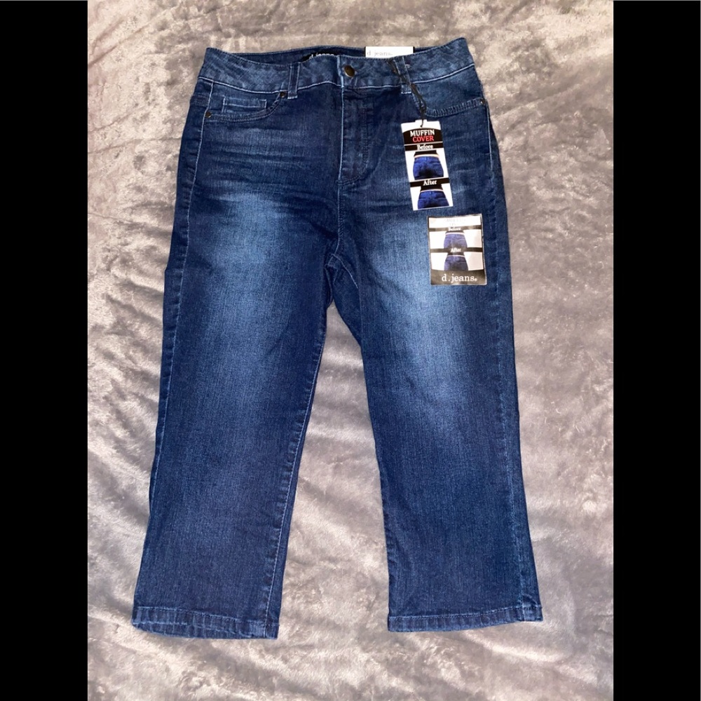 D jeans muffin cover Capri /Brand New With Tags
